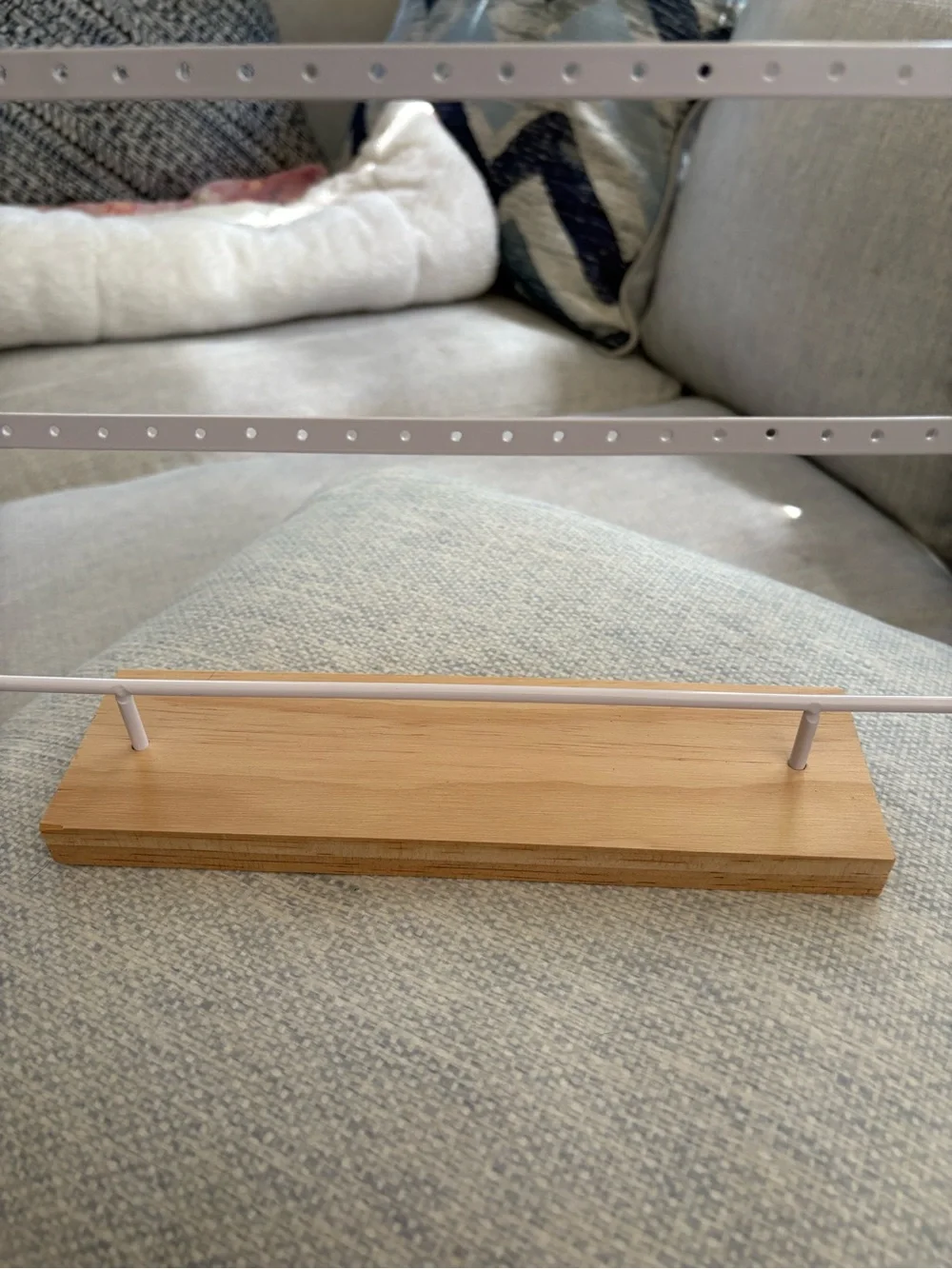 Jewelry Display Stand with Wooden Base - White